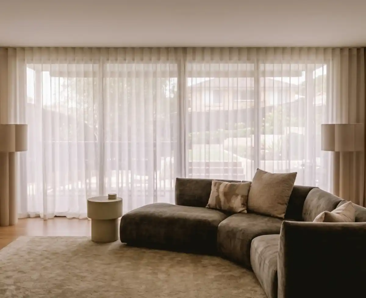 Custom made curtains Dubai best rates